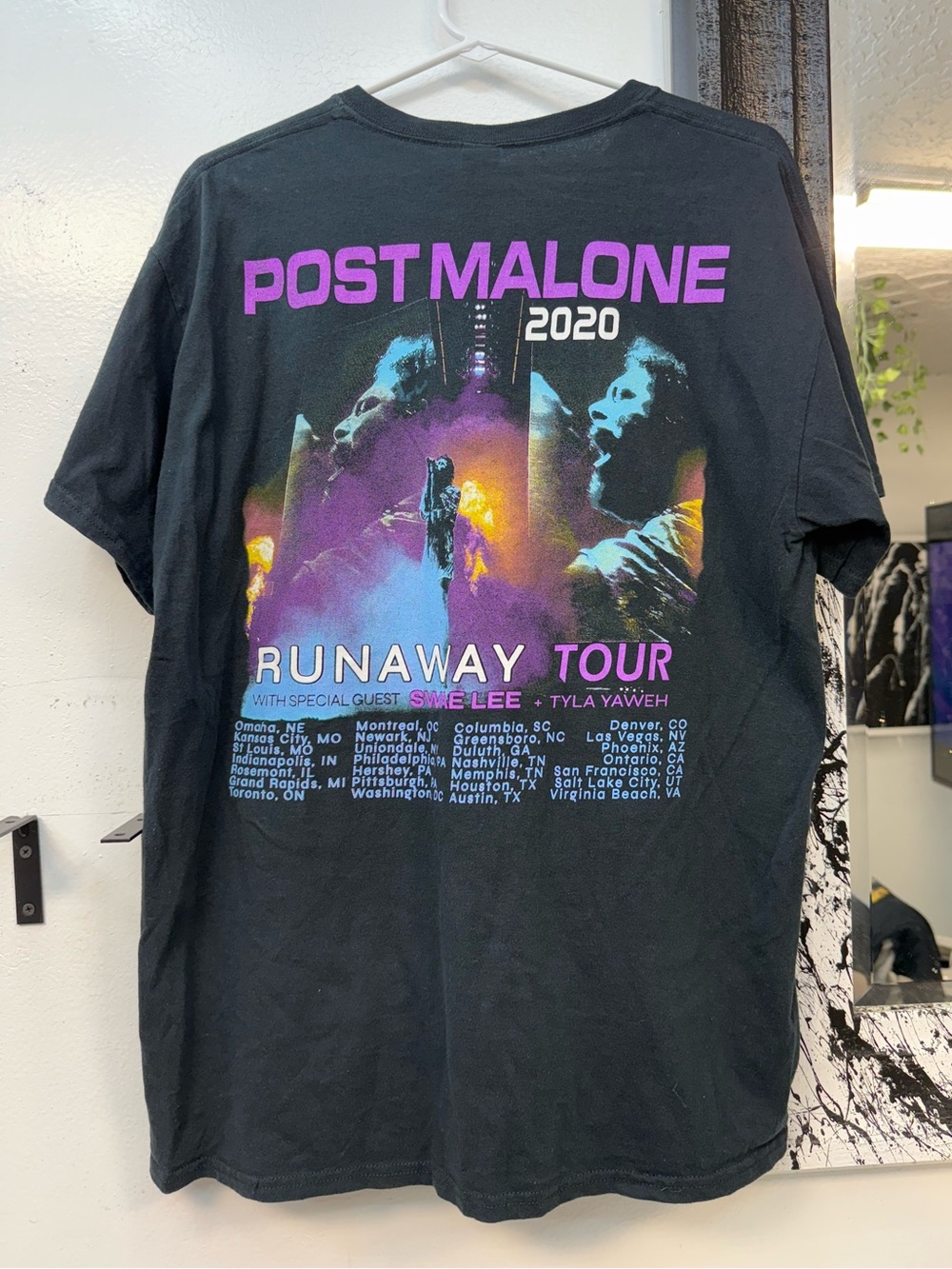 Post Malone 2020 Runway Concert on Black Heavy Cotton Gildan Crew Neck Tee - Picture 3 of 6
